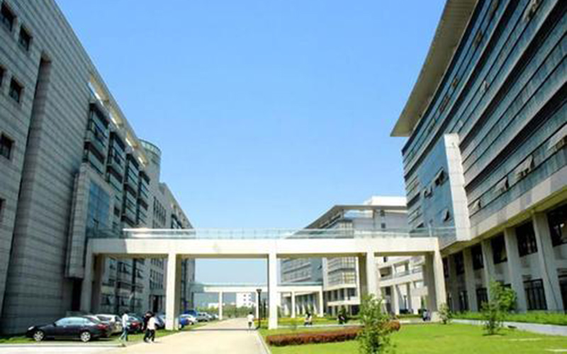 南京工业职业技术大学校园风景