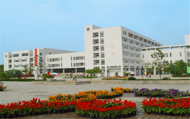南京大学金陵学院校园风景