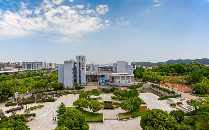 南京审计大学金审学院校园风景