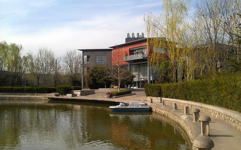 北京汇佳职业学院校园风景