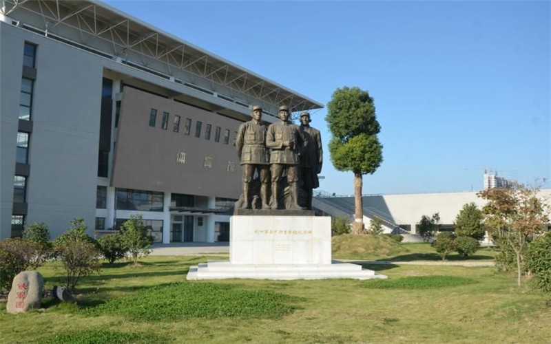 江苏医药职业学院校园风景