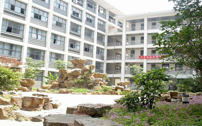 扬州环境资源职业技术学院校园风景