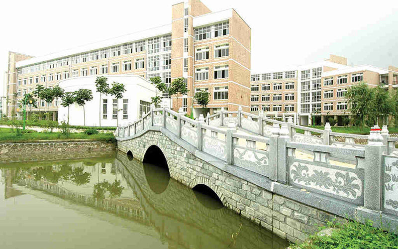 江苏电子信息职业学院校园风景