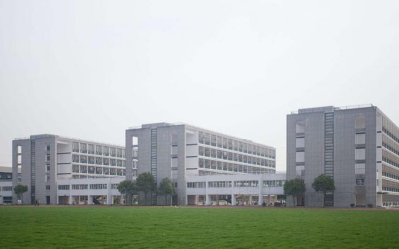 建东职业技术学院校园风景