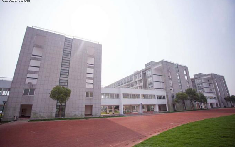 建东职业技术学院校园风景