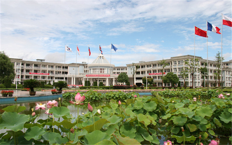 浙江越秀外国语学院校园风景